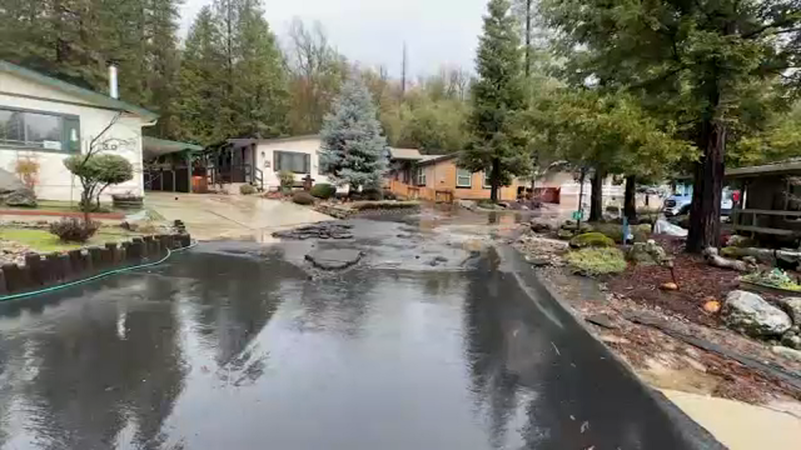 Oakhurst community trying to stay afloat amid heavy rain ABC30 Fresno