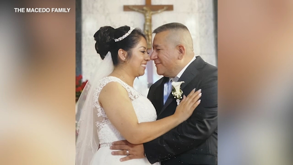 Couple killed in 21-car crash in Florida while celebrating years-delayed honeymoon