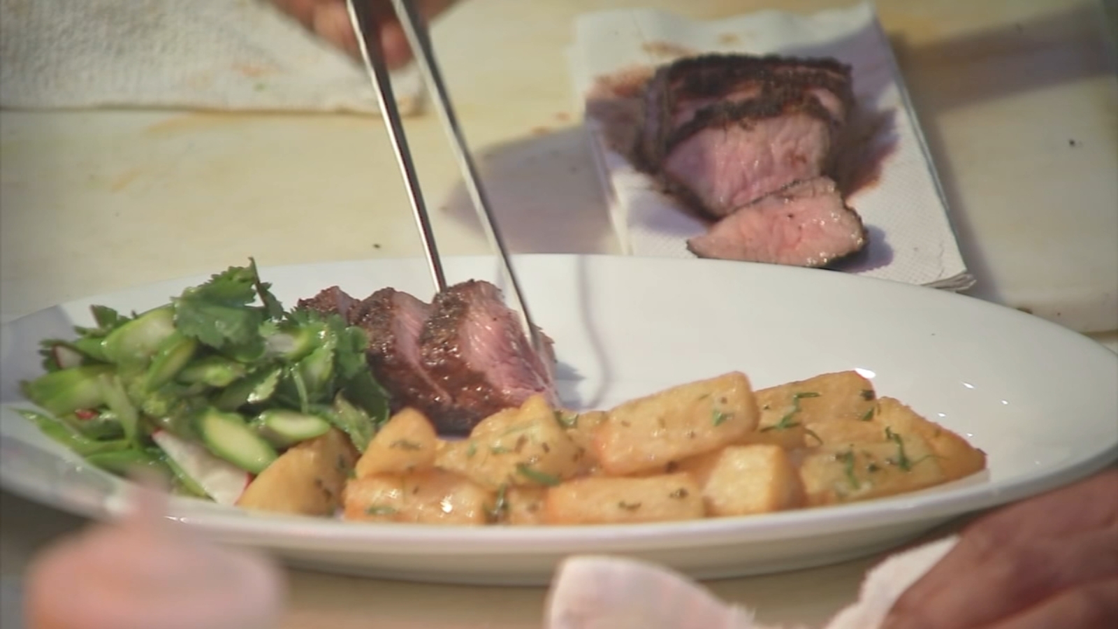 Philadelphia Restaurant Week Kicks Off This Weekend With 90 long-island-restaurant-week-2025-april-schedule-janine-ysabel