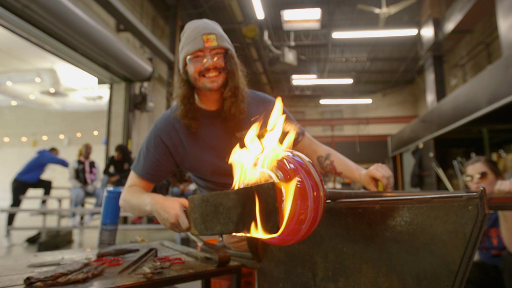 Glassmaking studio kindles creativity and teamwork in Chicago youth
