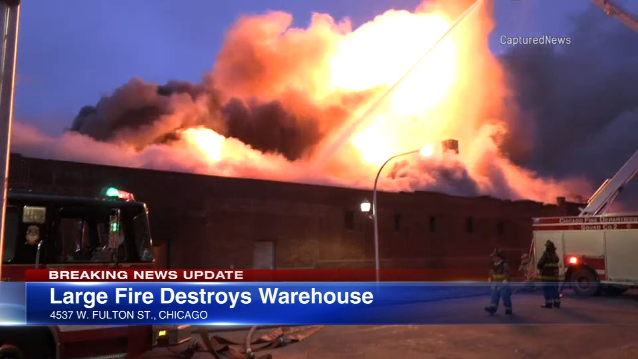 Extra-alarm fire rips through West Side commercial building