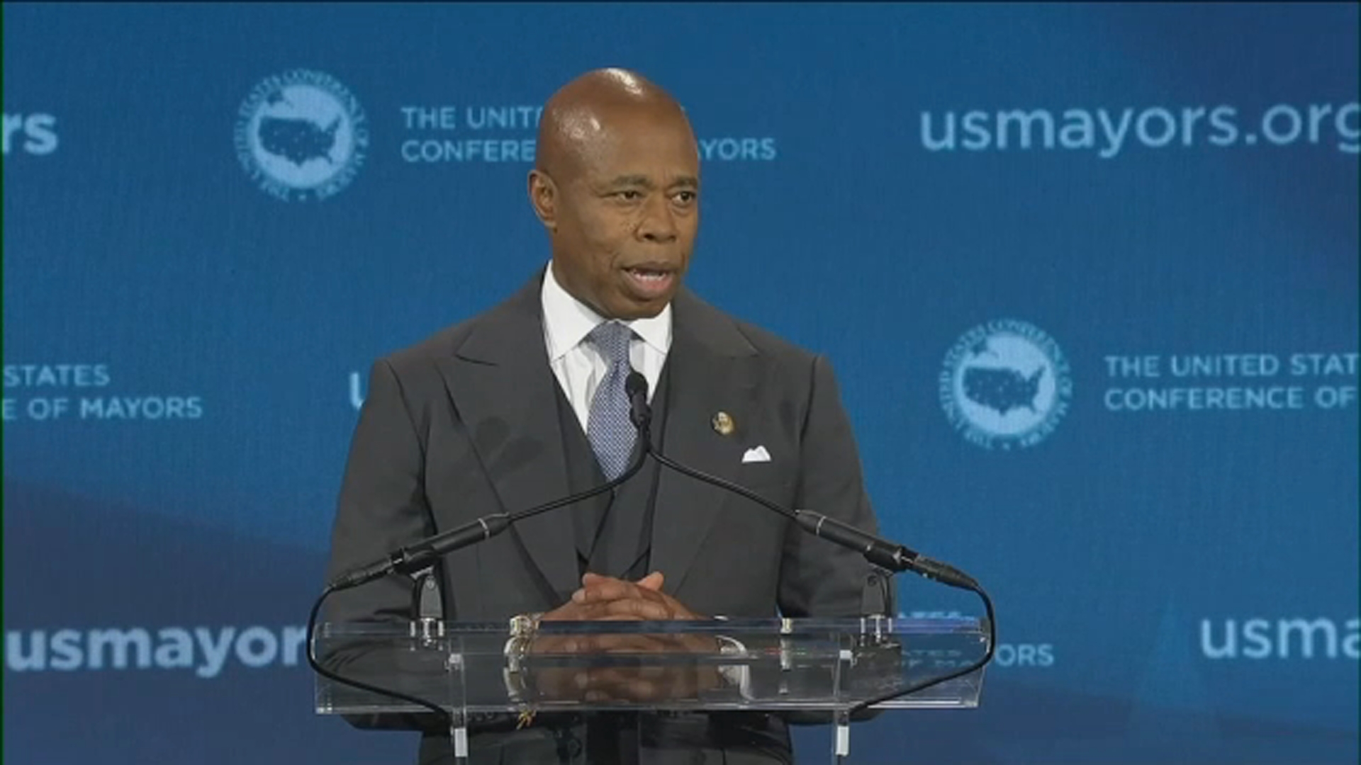 Adams details plan on migrant crisis at mayor's conference in DC