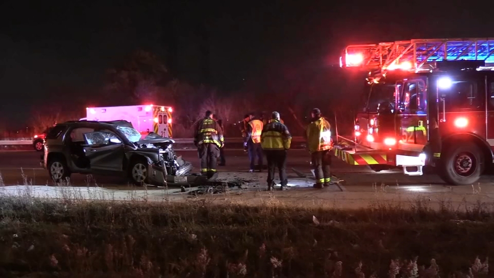 Driver killed, 3 hurt in crash involving fire truck on I-55: ISP