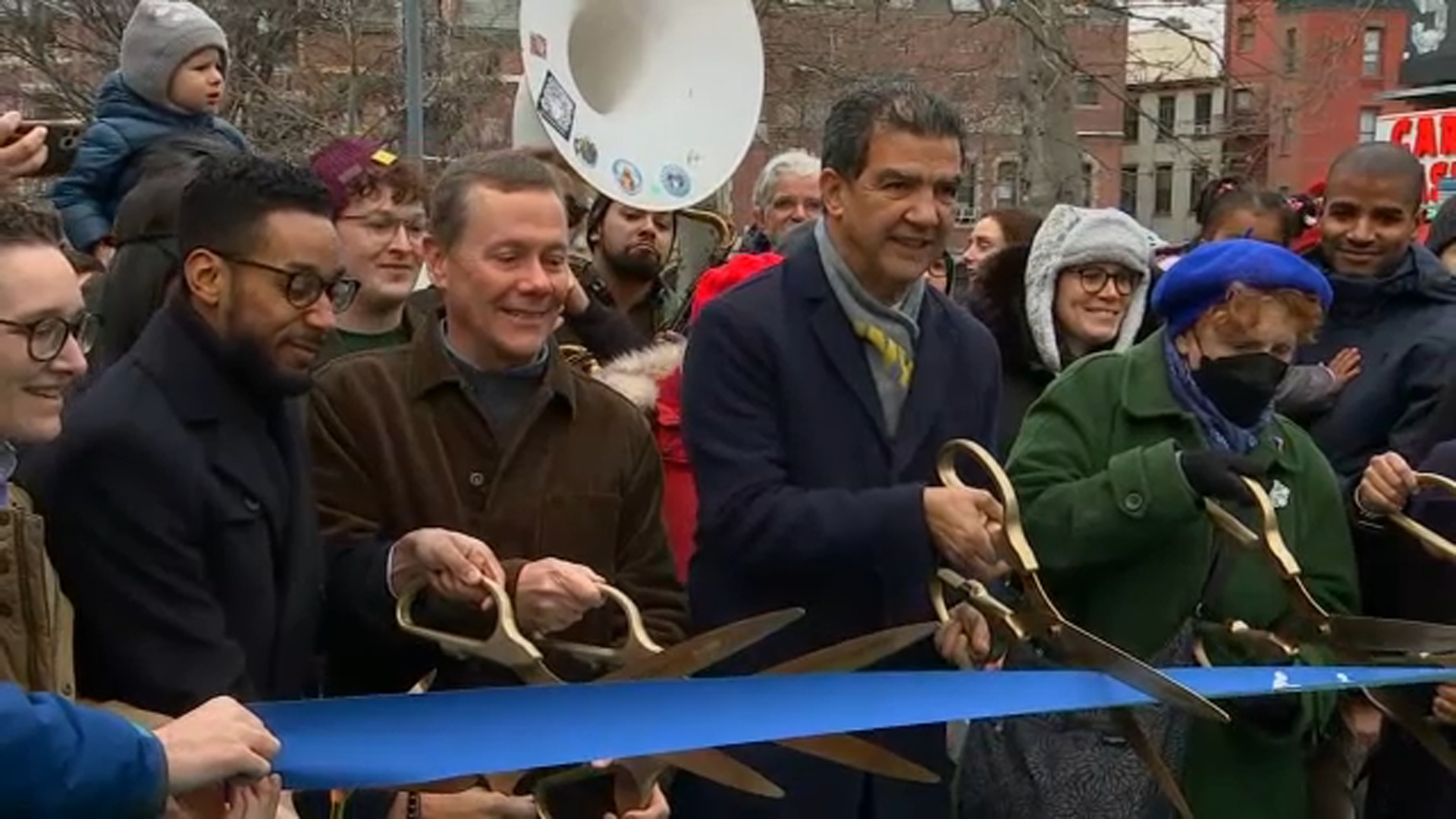 New pedestrian plaza opens in Brooklyn
