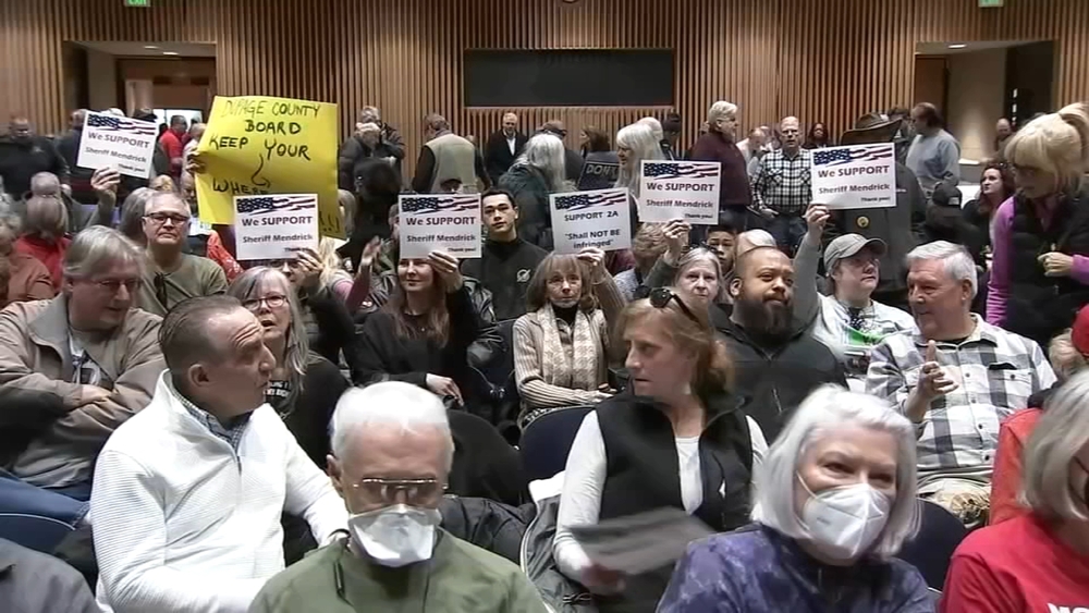Hundreds pack DuPage County Board meeting on assault weapons ban