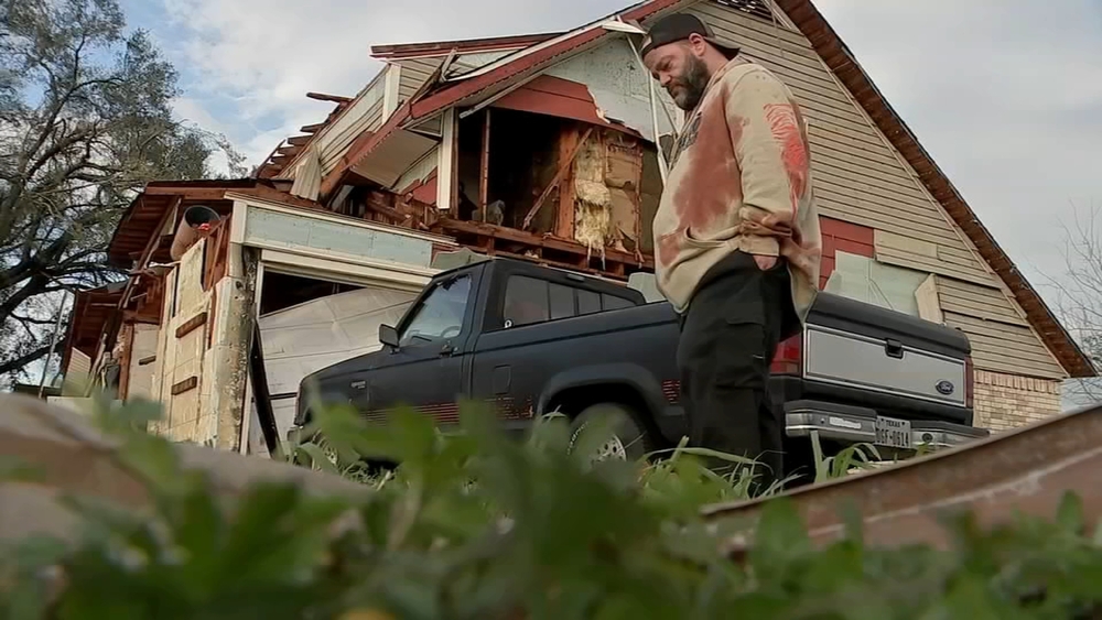 Despite devastating loss after tornado, Pasadena neighbors say they're blessed