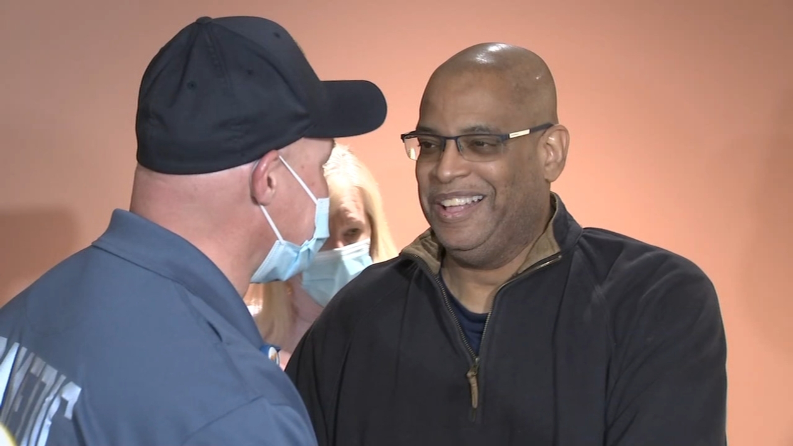 Man thanks bystanders, EMTs for saving his life after heart attack in