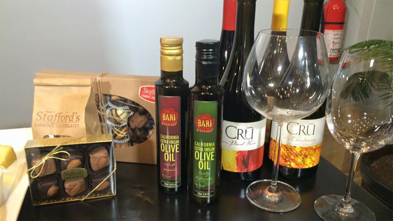 Wine Walk event brings tasting to Downtown Visalia ABC30 Fresno