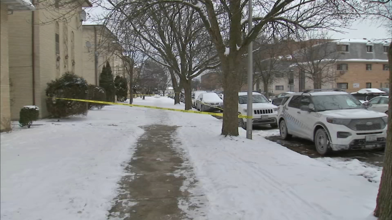 Man, 80, shoots man who forced way into NW Side home