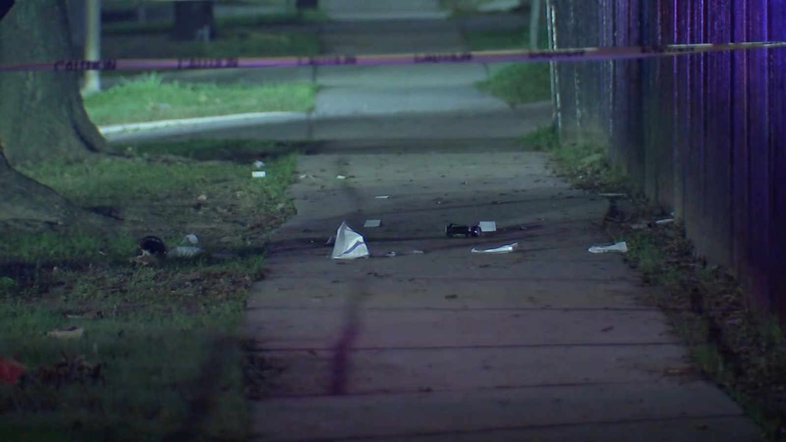 Houston crime 2 brothers shot multiple times by masked gunman outside