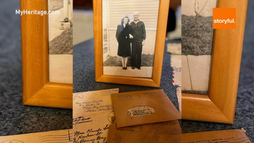 WWII soldier's love letters found 30 years ago given to his daughter