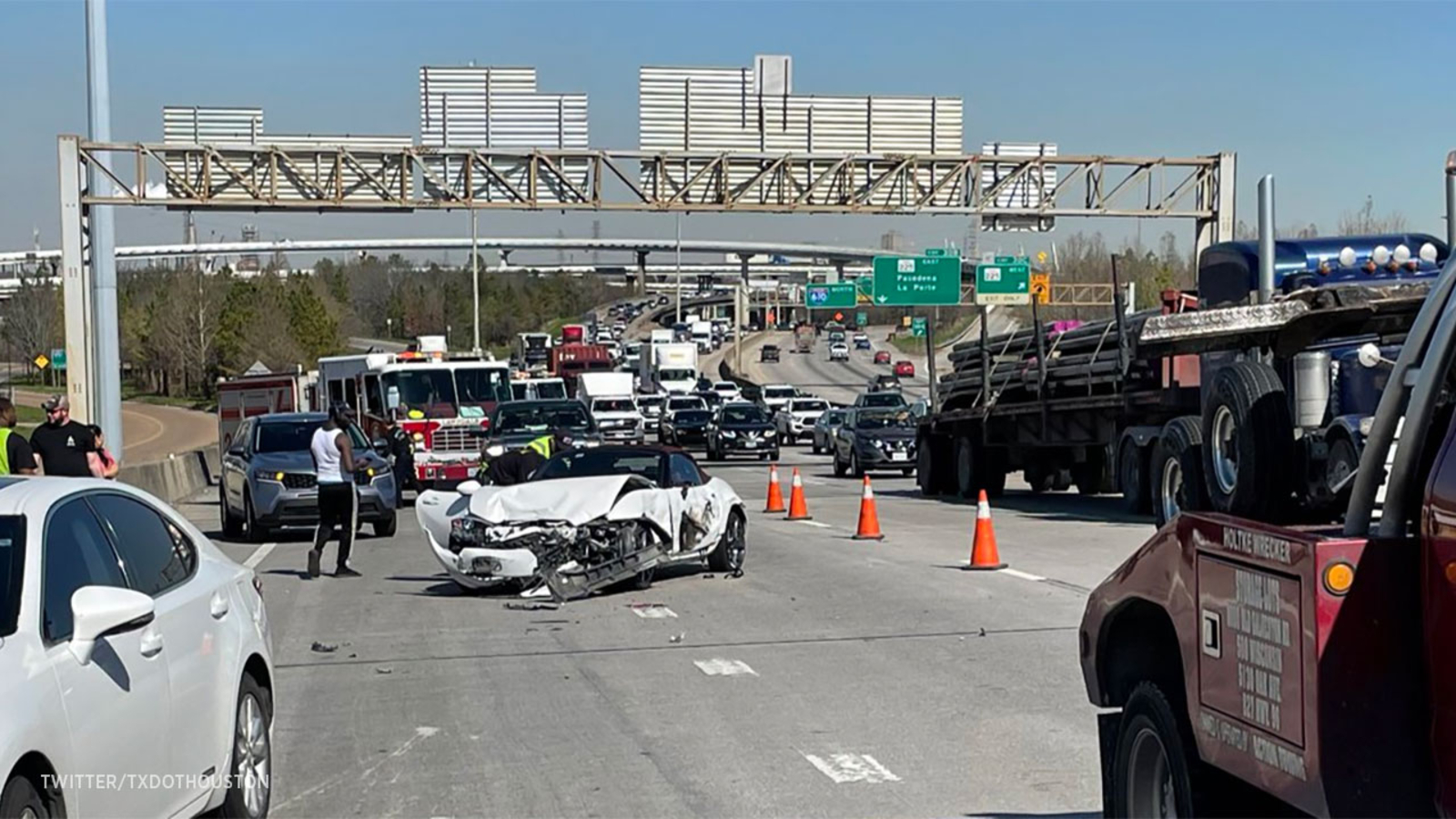 Houston traffic Multiple lanes of 610 South Loop blocked at Galveston