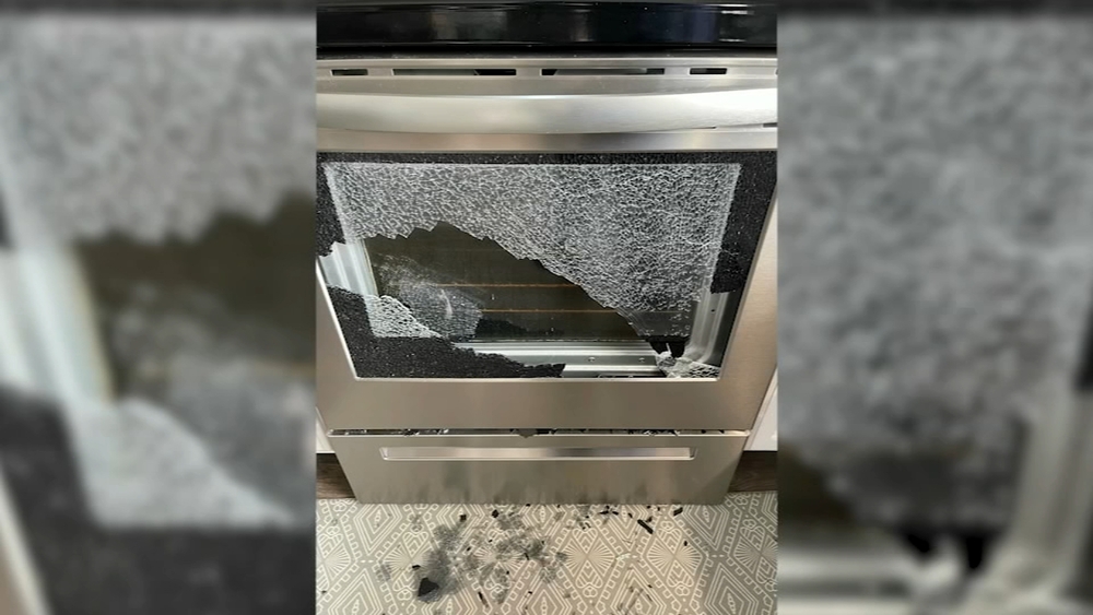 Oven glass shatters without warning, homeowners report