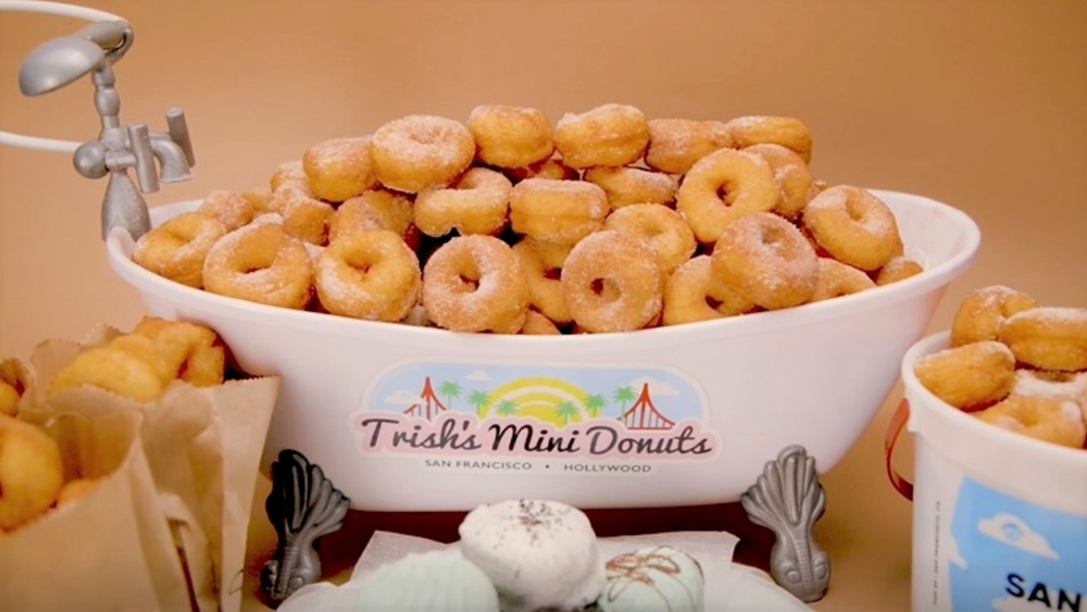 Here's where to eat mini donuts in a bathtub