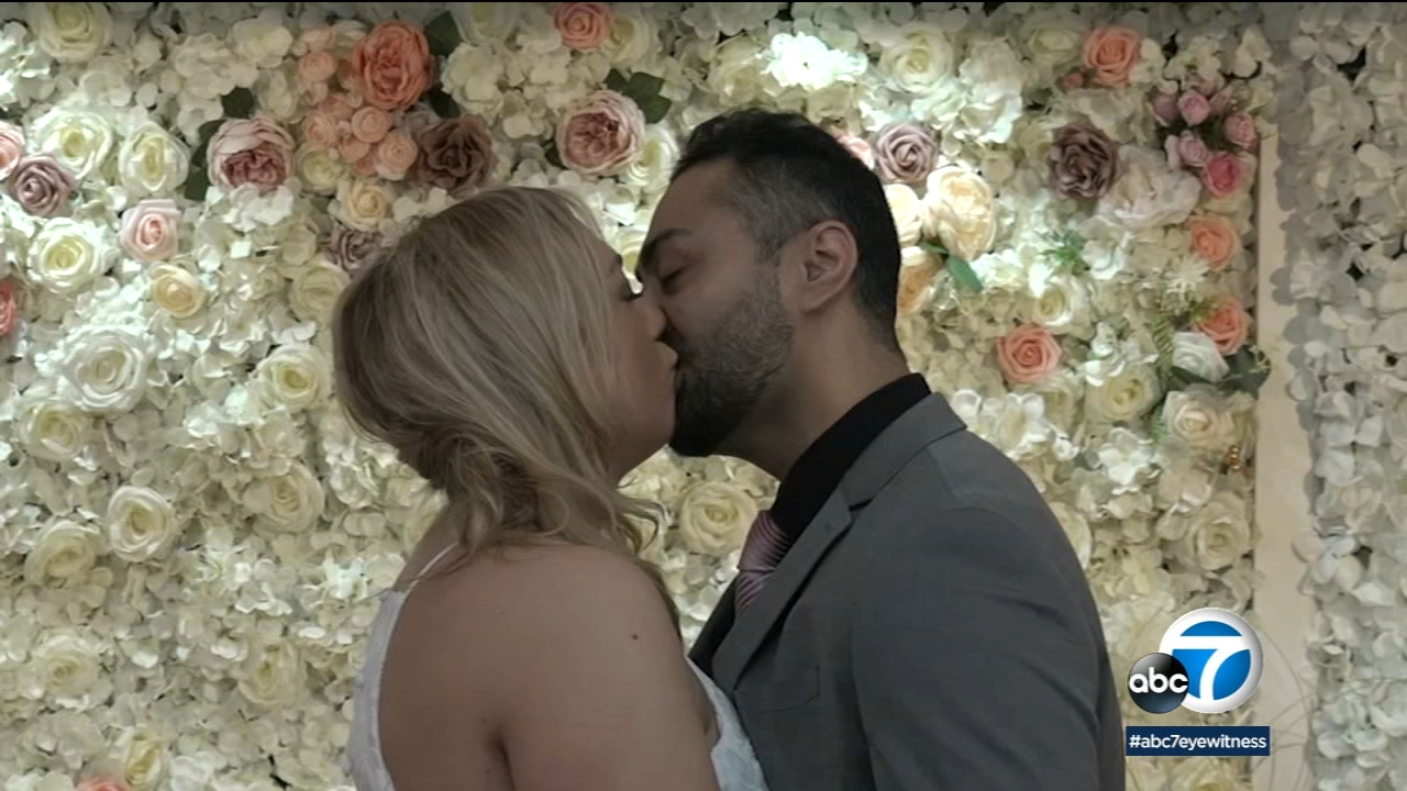 $14 weddings return at the Cute Little Wedding Chapel in Long Beach
