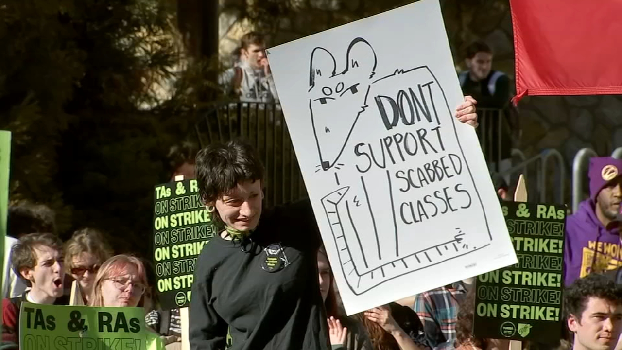 Temple undergrads join striking TA's for campus rally, march
