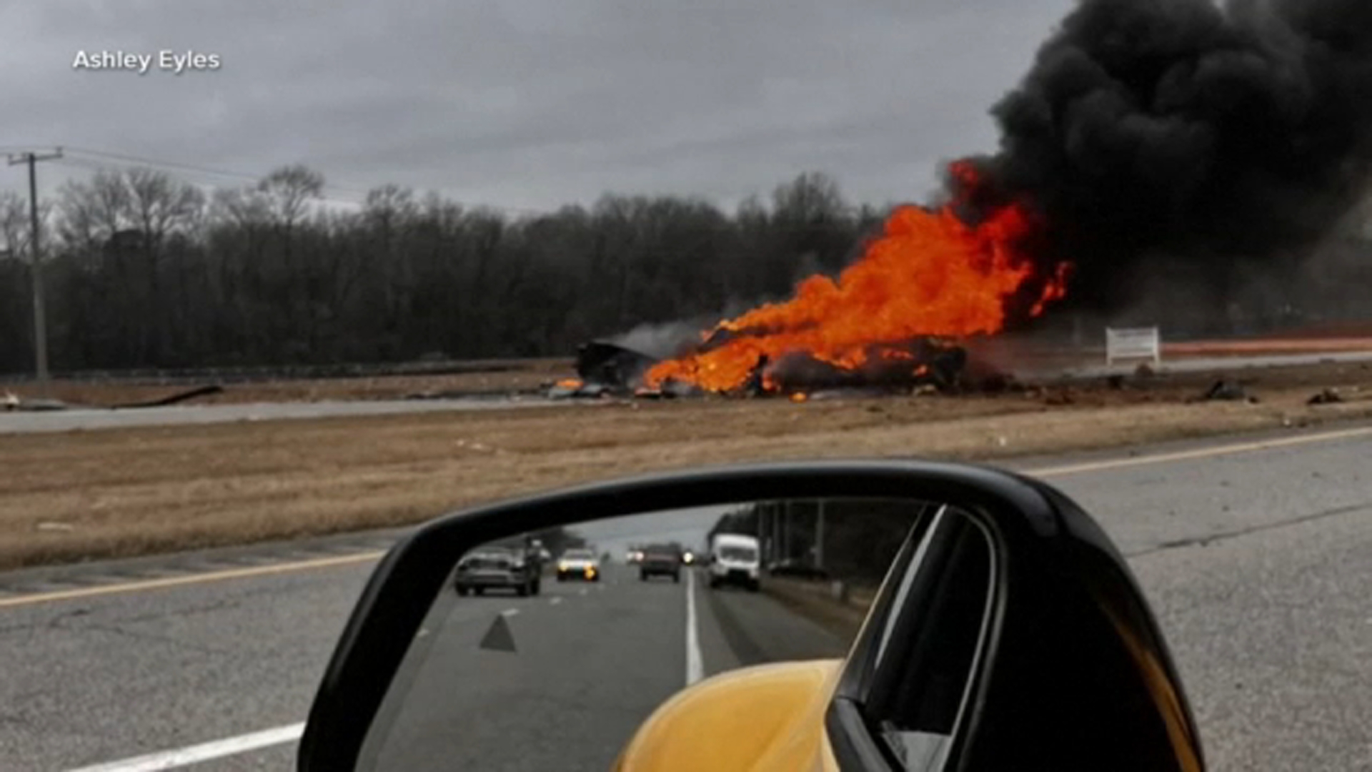 Black Hawk crashes on Alabama highway | What we know