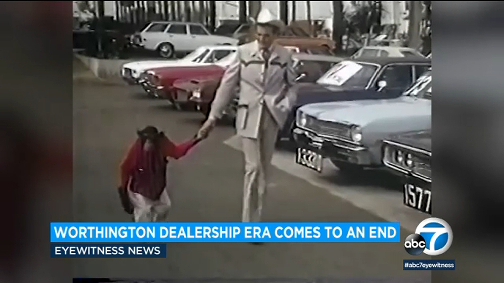 Family of famed car dealer Cal Worthington selling last dealership