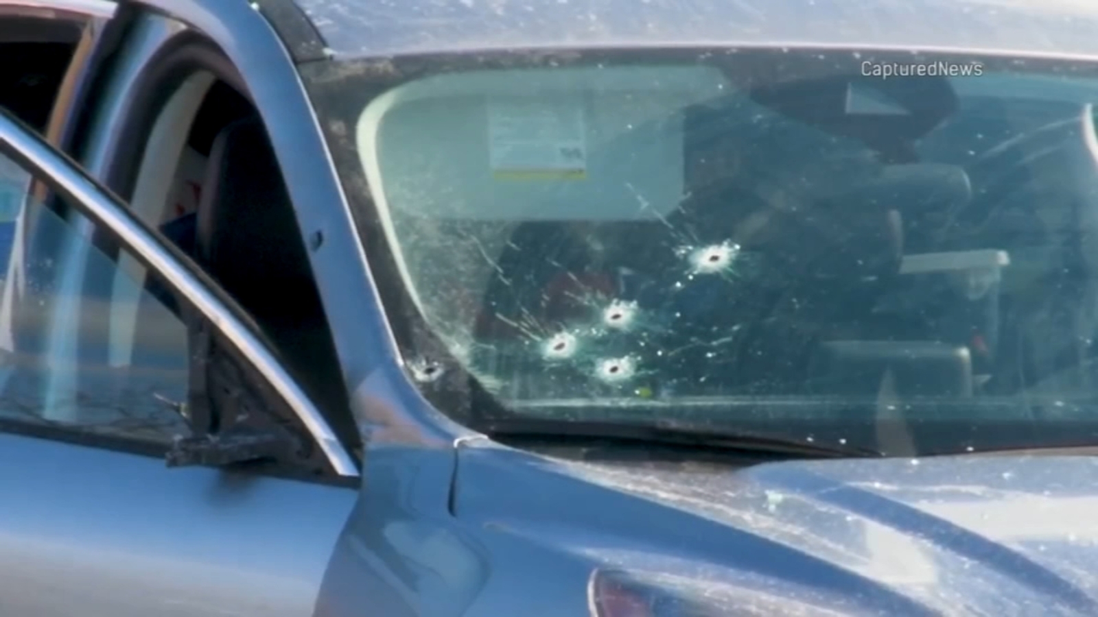 Officer, suspect injured in Highland Grove Shopping Center police