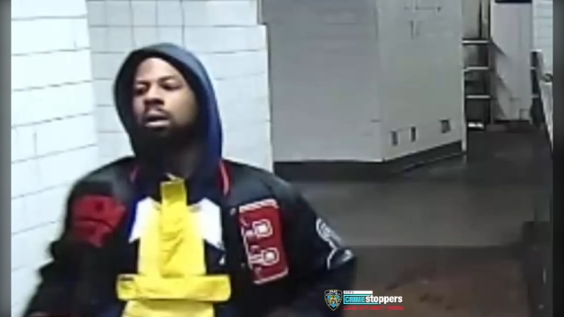 Suspect wanted in assault at Manhattan subway station