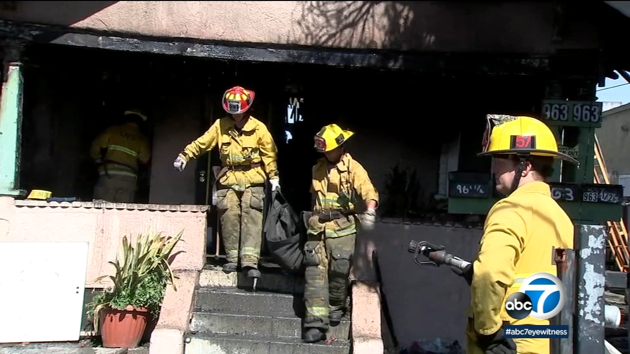 2 people injured in South LA house fire