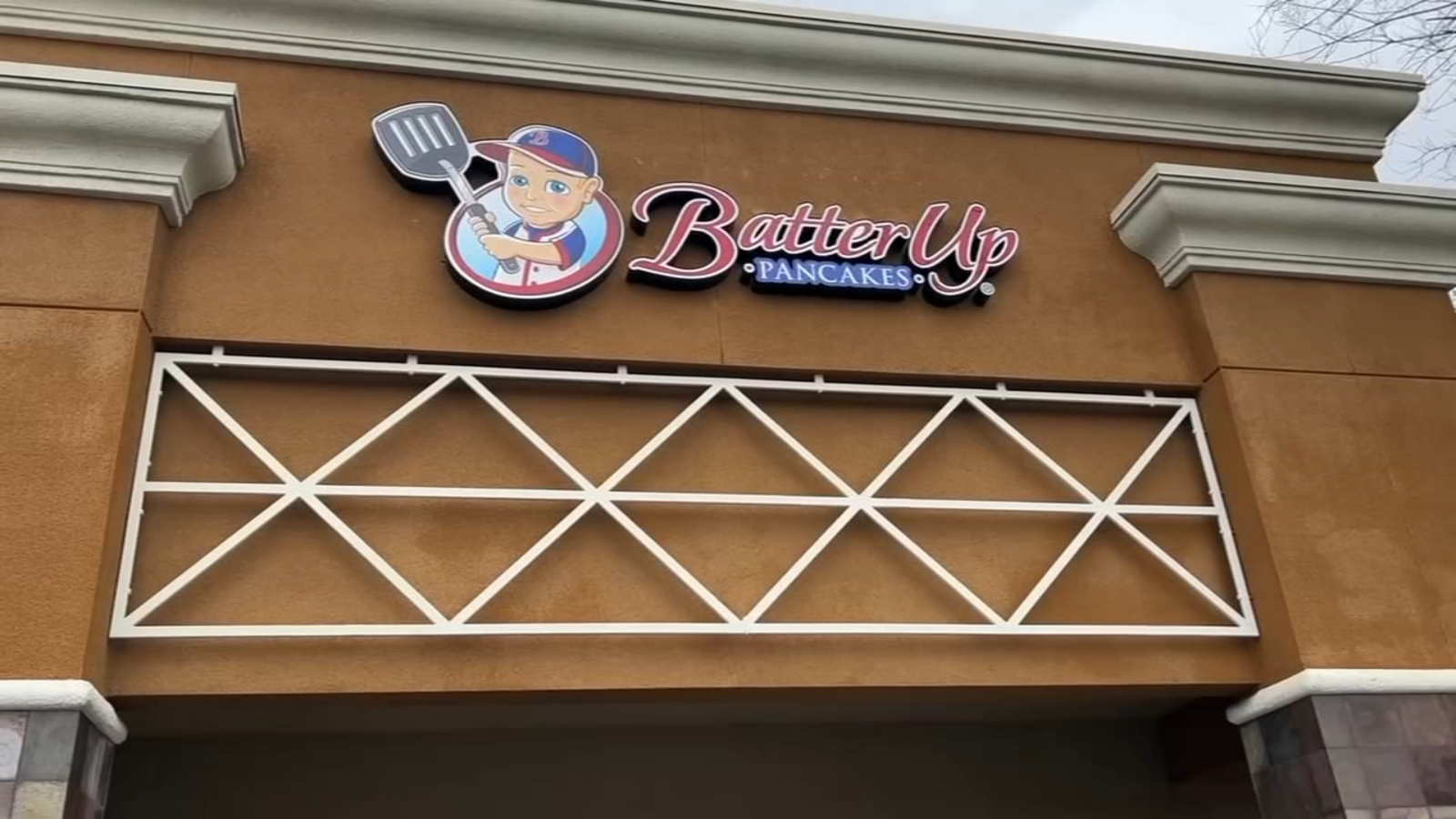 Batter Up Pancakes new Clovis restaurant is now open ABC30 Fresno