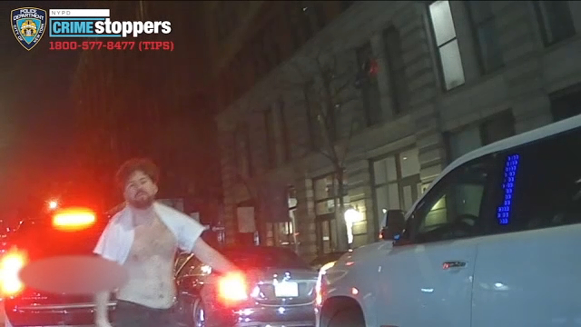 Man struck repeatedly with glass bottle in unprovoked attack in Manhattan