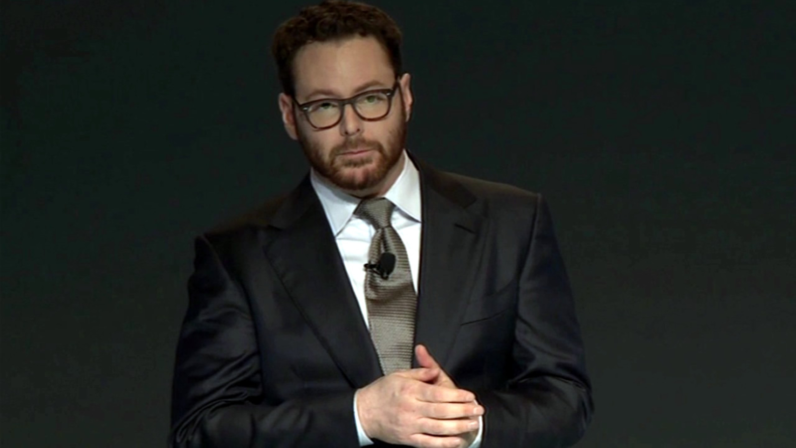 Tech mogul Sean Parker donates 250M to launch cancer research Tech mogul Sean Parker donates 250M to launch cancer research