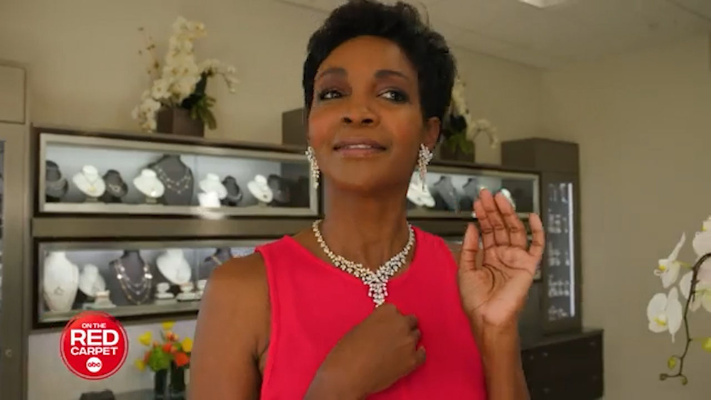 Fashion expert to wear $5 million in diamonds to Oscars