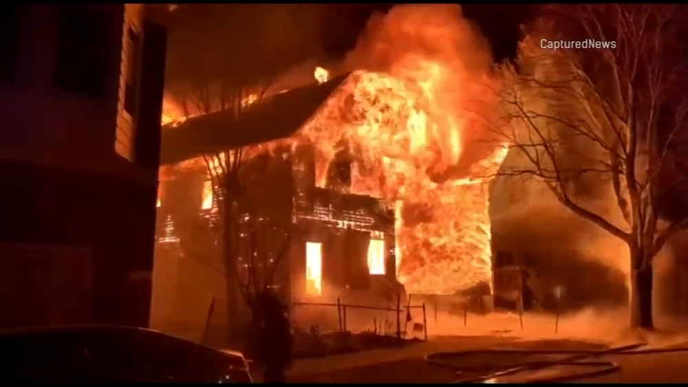 Massive house fire causes collapse on South Side: CFD