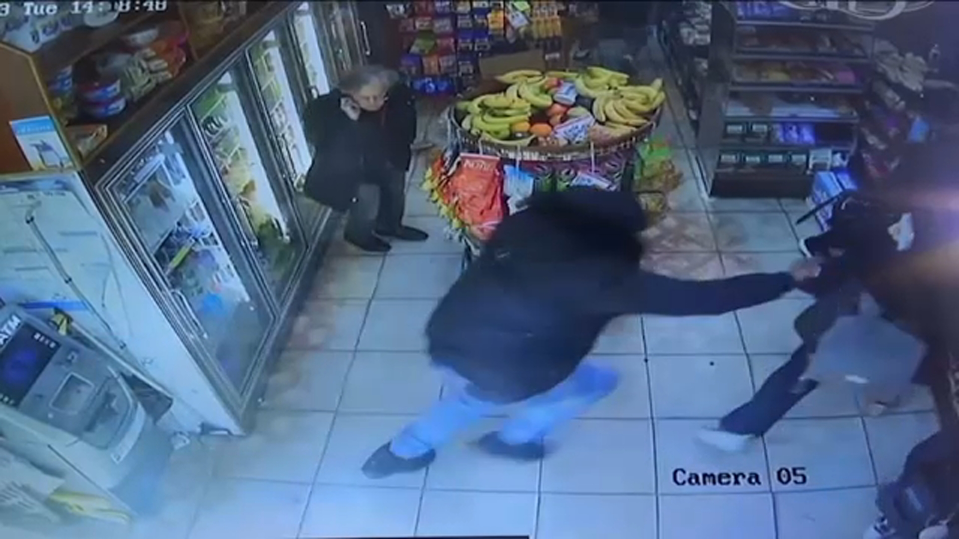2 teens shot, 2 people in custody in Brooklyn shooting