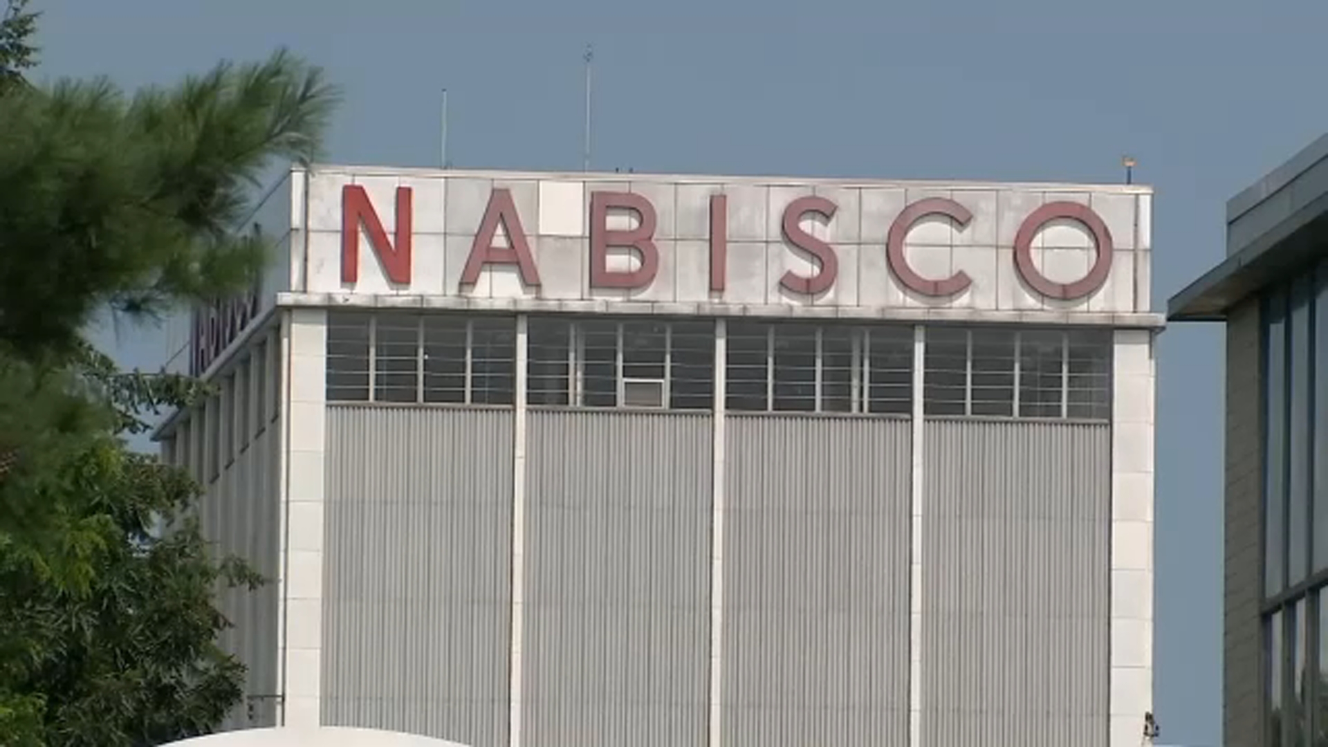 New Jersey Nabisco plant implosion date set for April 15