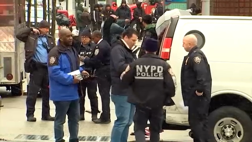 Extra Time: Manhattan shootings spark massive NYPD response