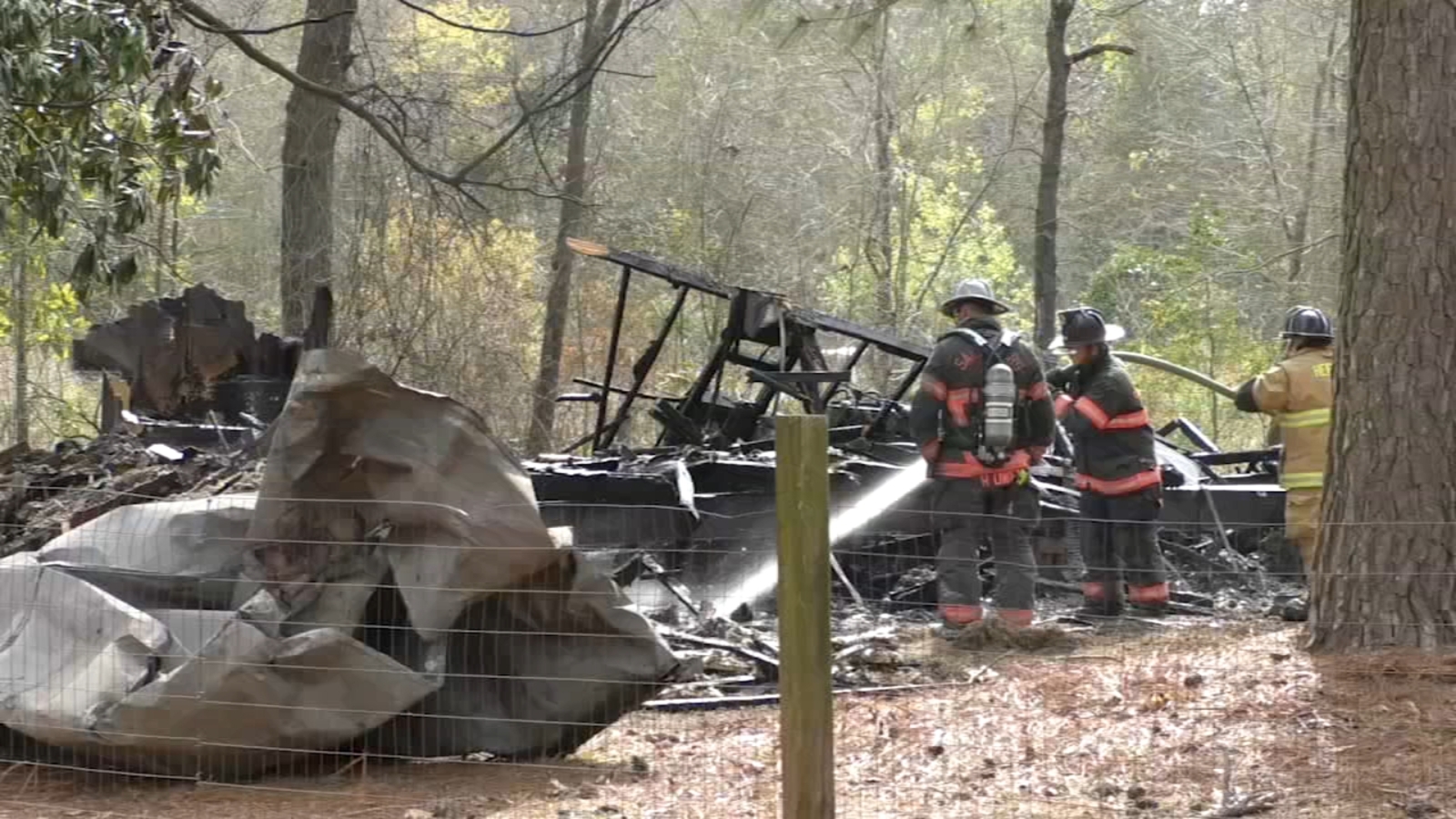 Home explodes NC | Person injured in Sampson County mobile home ...