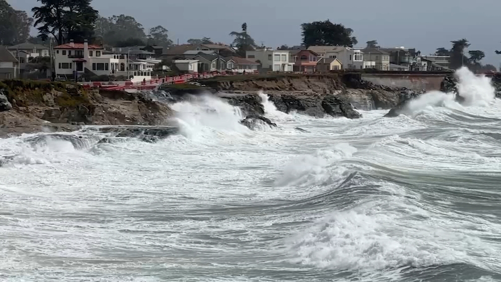 Destructive winds beat Santa Cruz during latest Bay Area storm