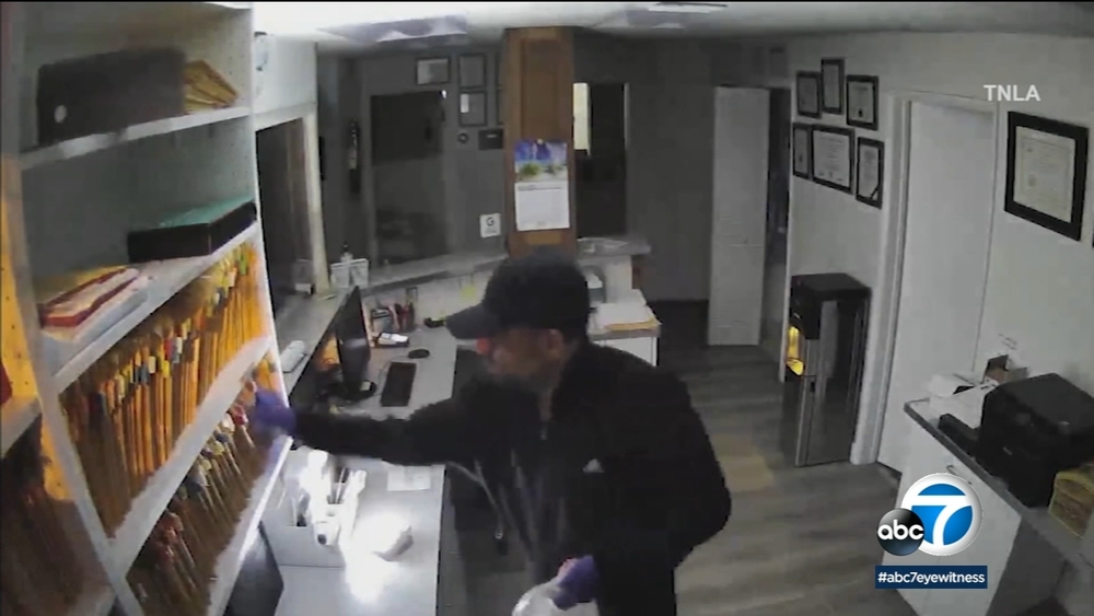 Man steals stacks of medical records from Sherman Oaks dental office