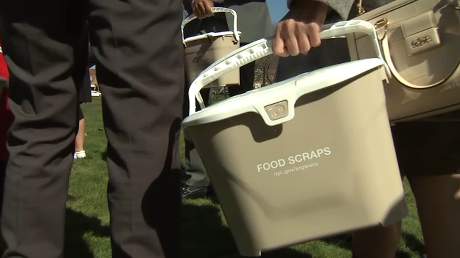 Yearround curbside composting service to kick off Monday in Queens