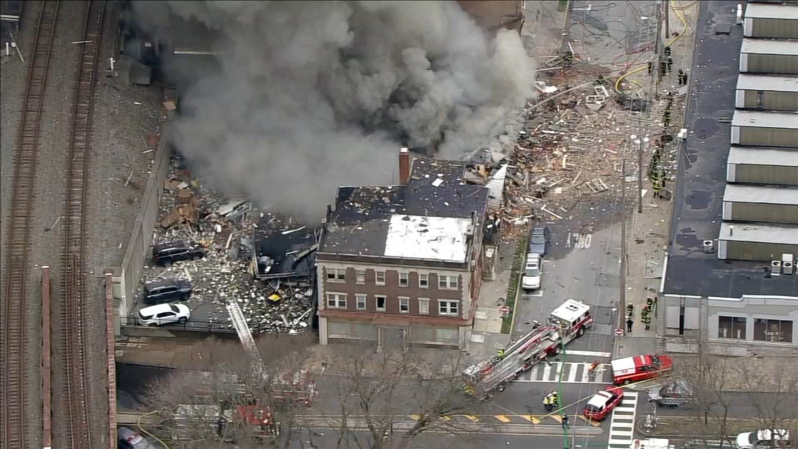 Chocolate factory explosion: 2 victims identified after blast at RM Palmer in West Reading, Pennsylvania - Vimarsana News