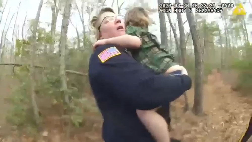 Video shows NJ troopers finding missing 4-year-old boy and dog