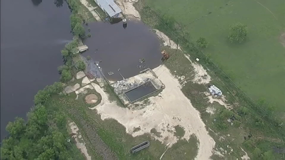 A comeback no one wanted: Daisetta sinkhole threatens anew