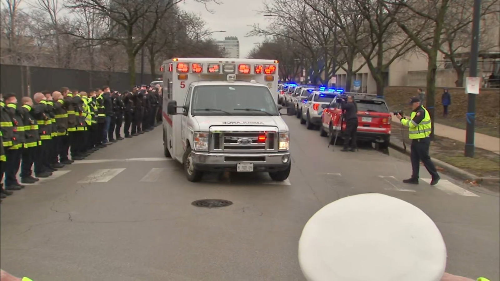 Chicago fire: Firefighter dies after West Pullman fire; 2 others injured, CFD says - Vimarsana News