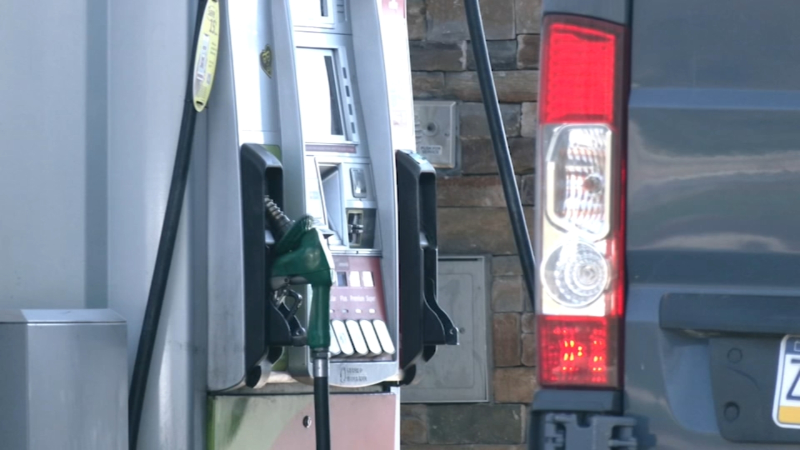 Gas prices rise as crude oil company OPEC cuts production - Vimarsana News