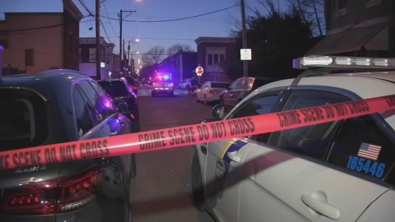 Garage mass shooting leaves 1 dead, 4 injured in Philadelphia's Kensington section