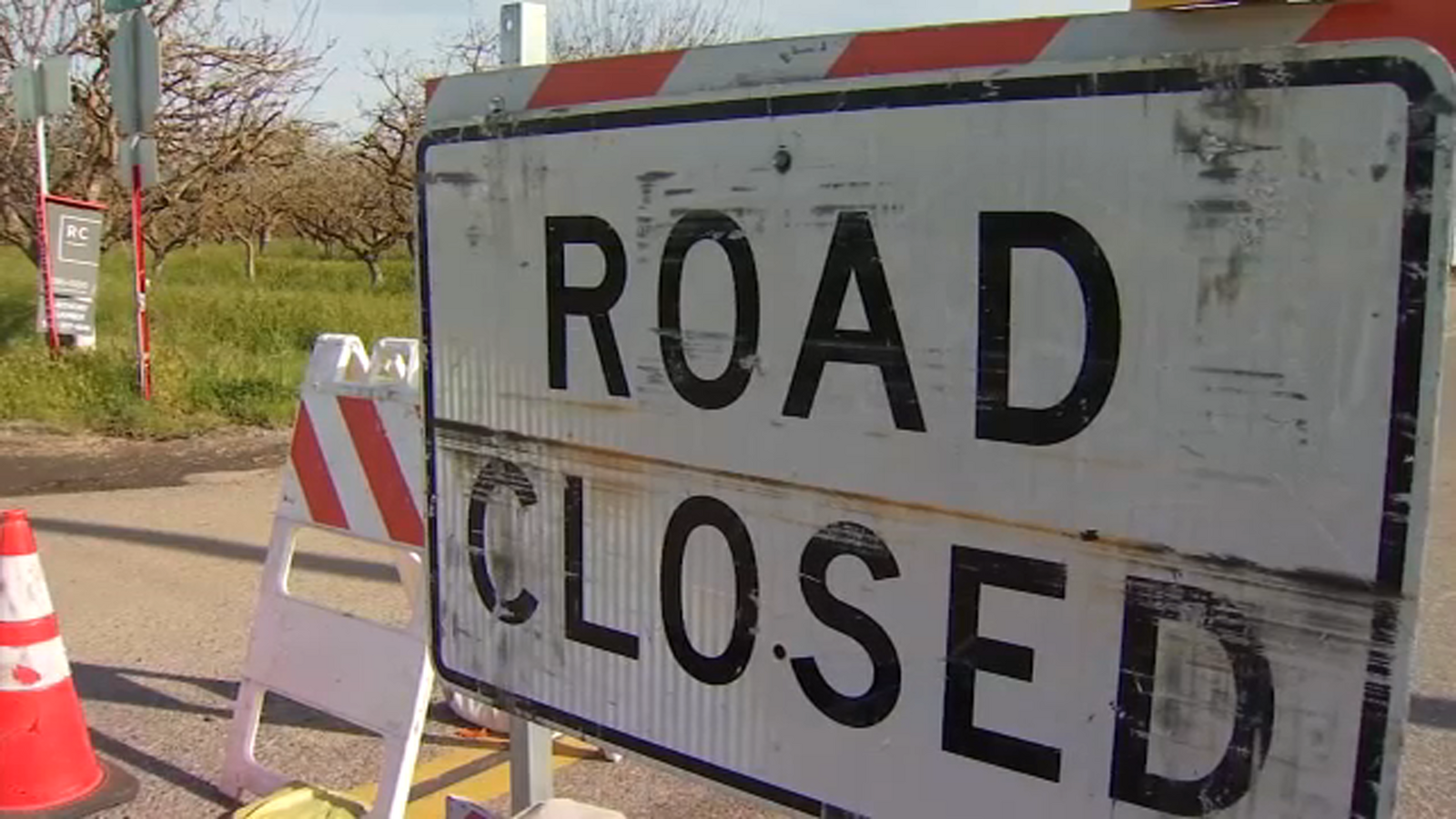 Drivers urged to abide by road closures as repairs continue across Valley Drivers urged to abide by road closures as repairs continue across Valley
