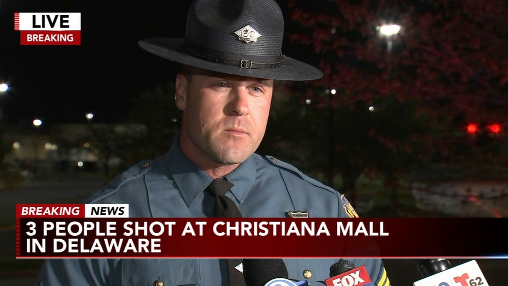 Christiana Mall cleared after shooting, 3 people shot: Delaware State Police
