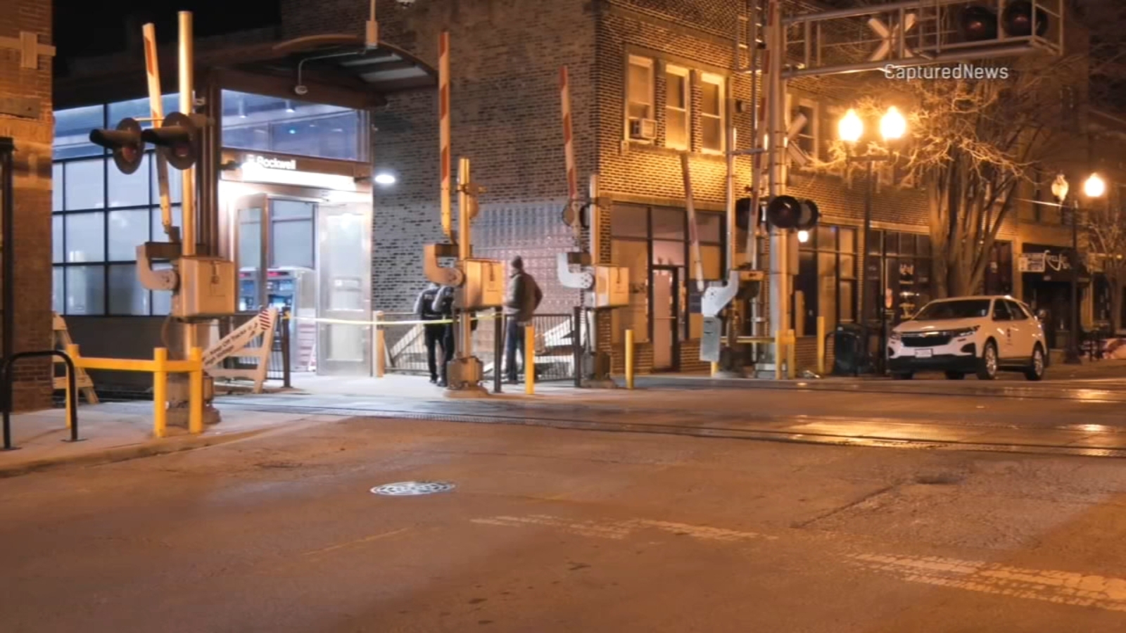 Chicago shooting: Man shot while trying to break into Lincoln Square business, police say - Vimarsana News
