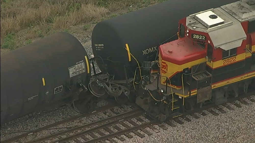 Train derailment reported near Beasley in Fort Bend County