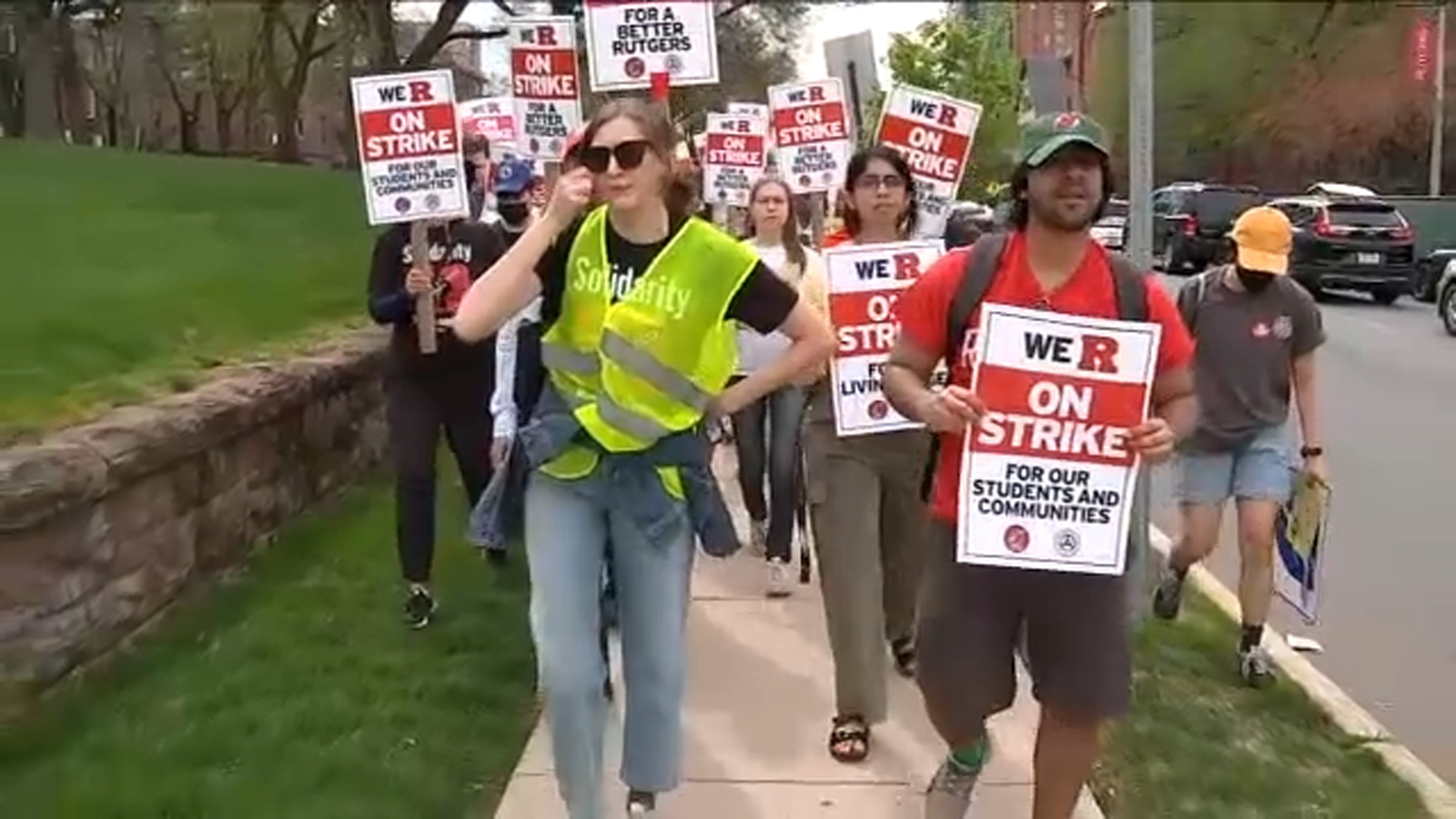 Rutgers faculty, university remain far apart on issue of pay increase on day 3 of strike - Vimarsana News