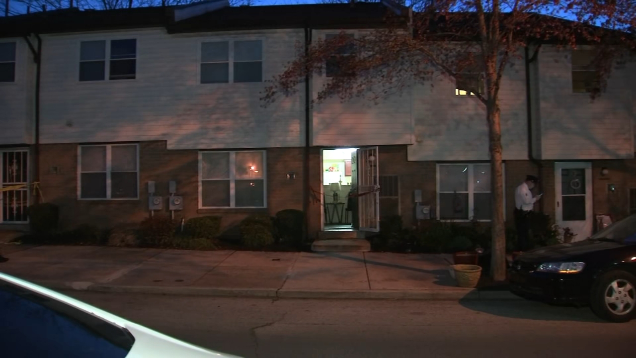 Ex-boyfriend arrested in Philadelphia double stabbing of woman, 5-year-old