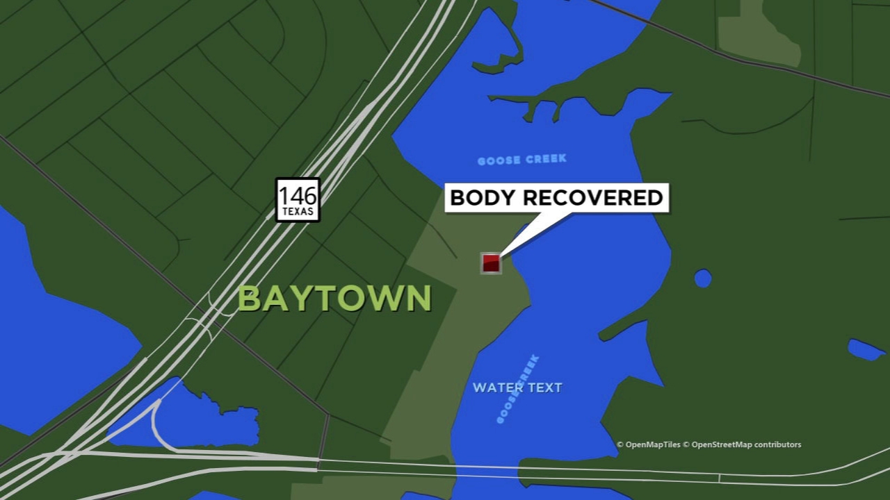 Dive teams recover man's body from Baytown park, police say